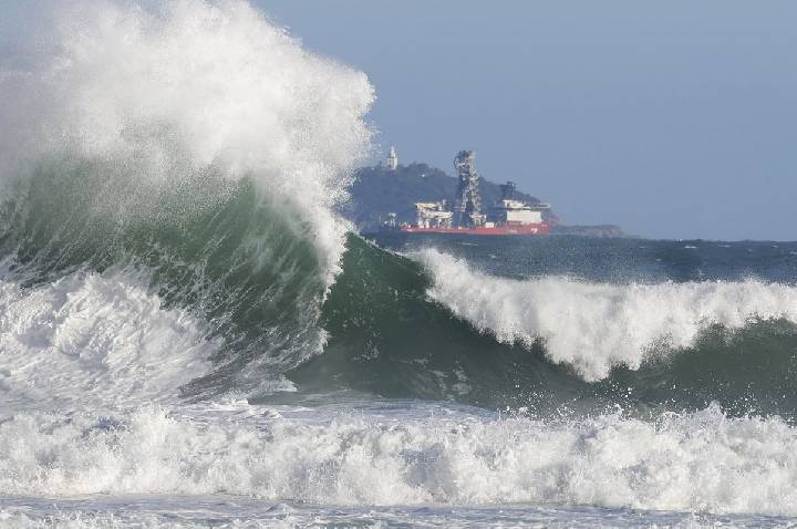 Bombeiros do RJ realizaram mais de 8 mil salvamentos no mar em 2026