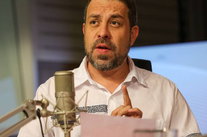 Boulos diz que fim da escala 6 por 1 é “para agora”