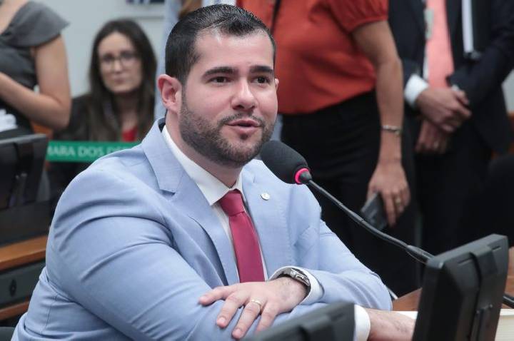 Comissão aprova protocolo nacional para investigar desaparecimento de jovens