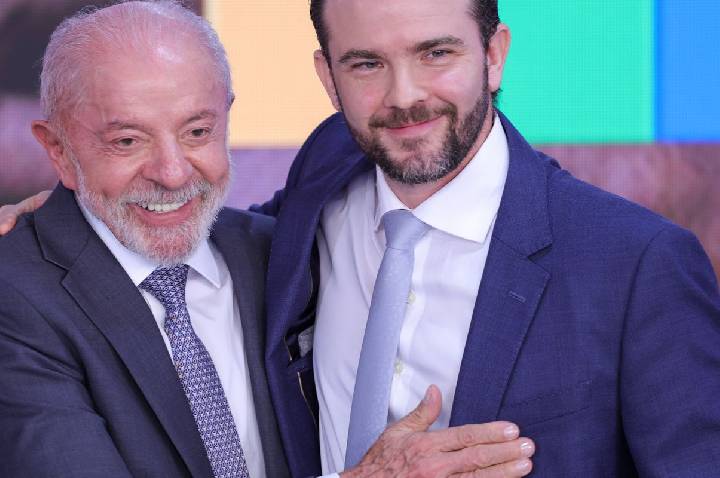Governo anuncia perdão de dívidas e pacote de estímulo para MEIs