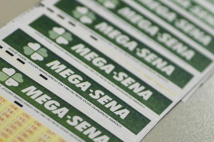 Mega-Sena acumula para R$ 115 milhões 