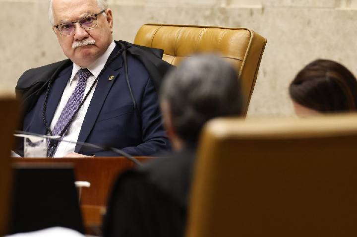 Presidente do STF diz que gravidade dos fatos não autoriza atalhos