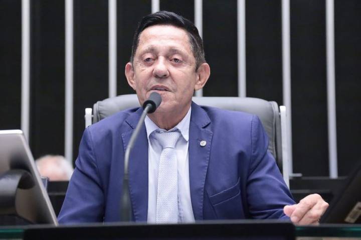 Projeto cria recuperação judicial simplificada para pequenas dívidas