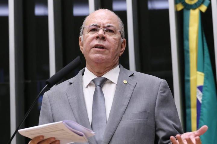 Projeto determina que câmaras municipais sejam informadas sobre obras federais e estaduais