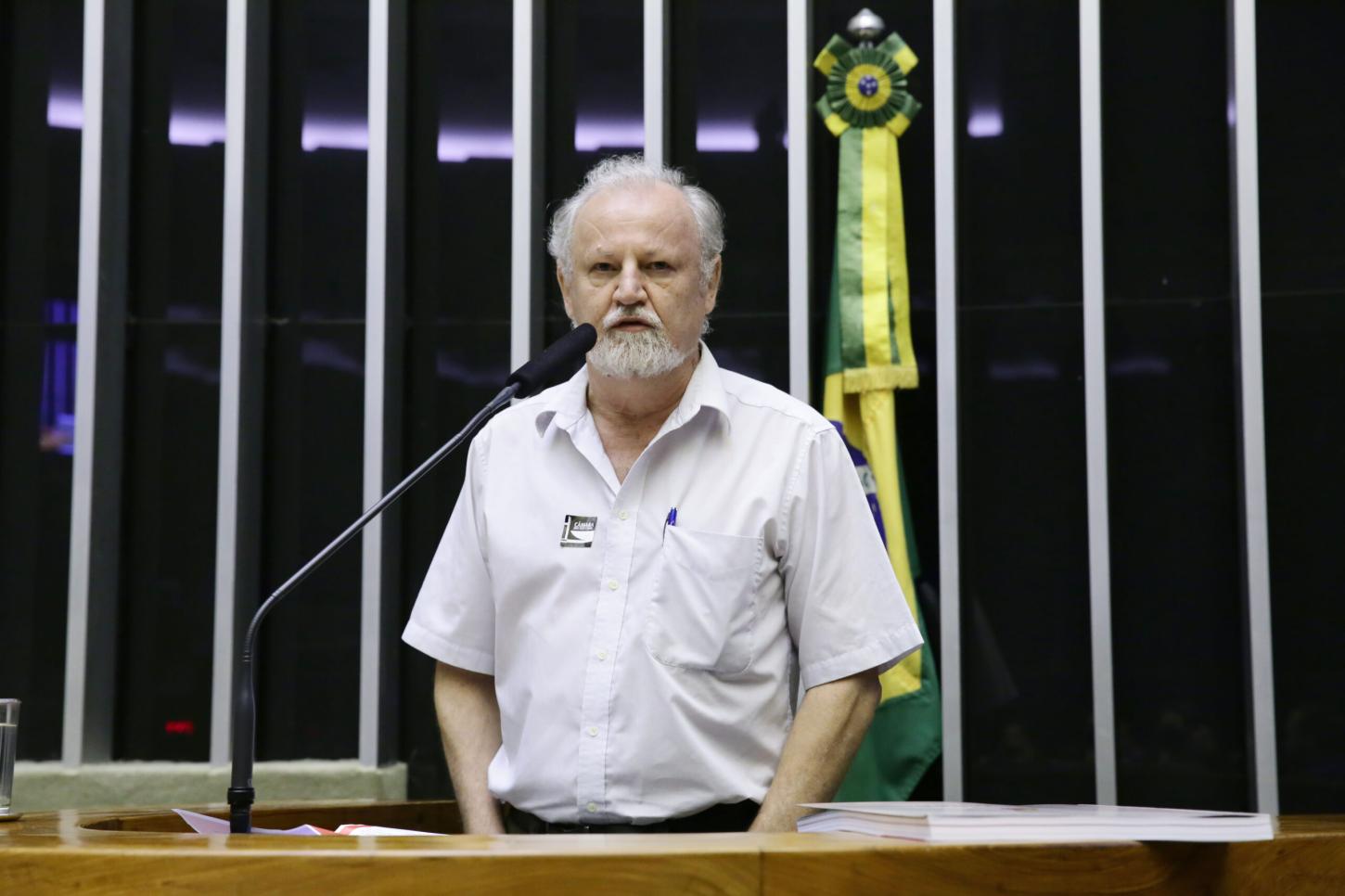 Stedile, do MST, põe em dúvida resultado da eleição no Equador