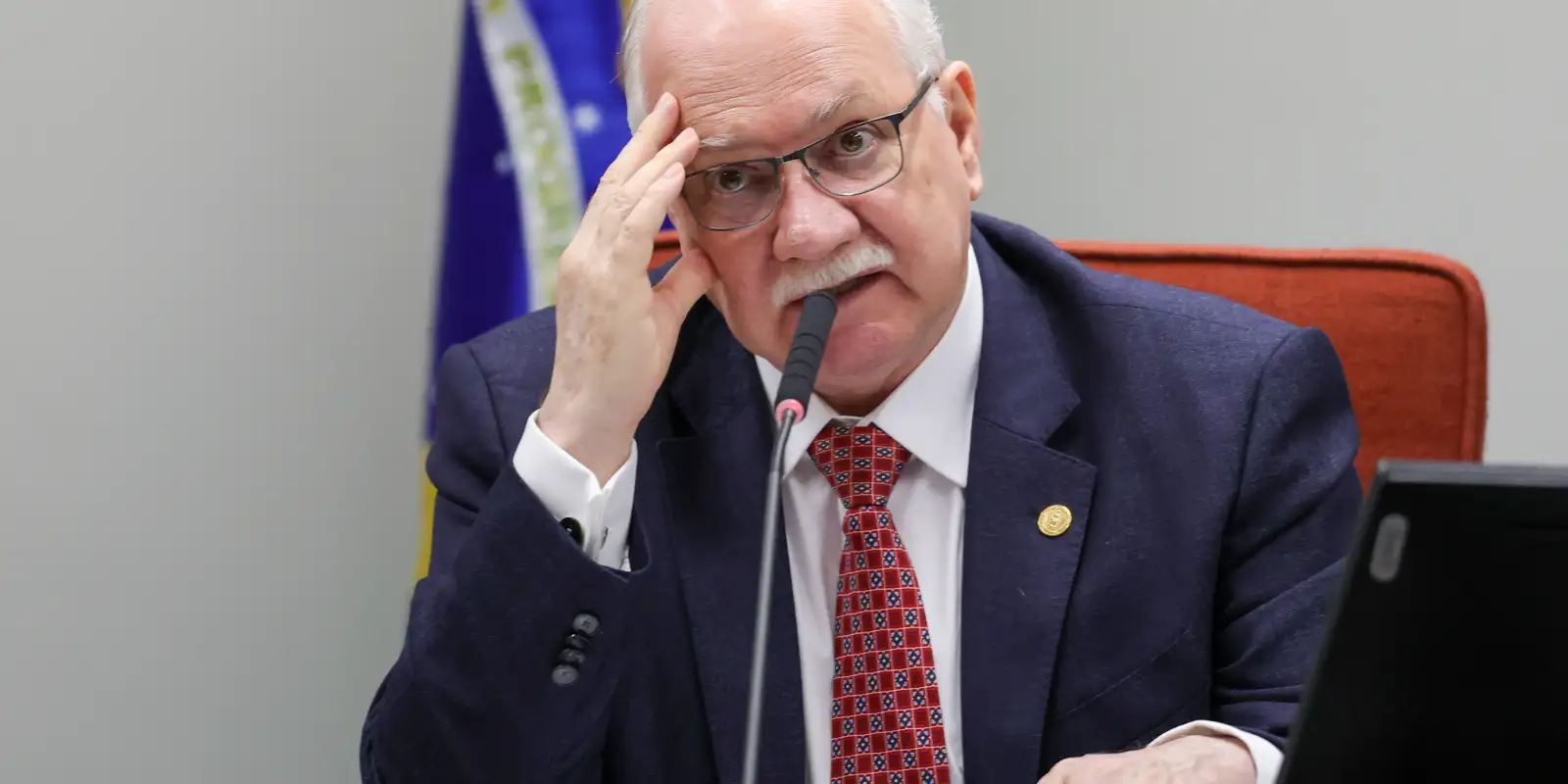 Fachin diz que democracia atravessa tempos desafiadores