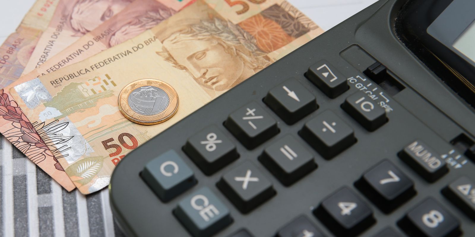 Governo tem déficit de R$ 30 bilhões em fevereiro
